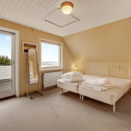 Emmie - 50m To The Fjord By Interhome Hébergement de vacances Skarum