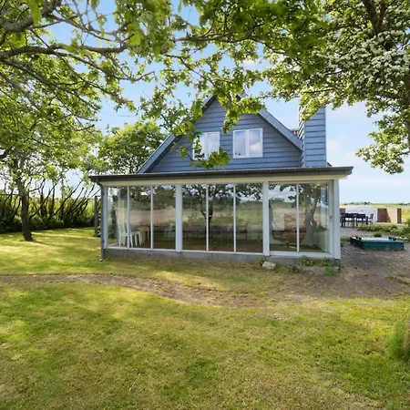 Holiday home Emmie - 50m To The Fjord By Interhome *